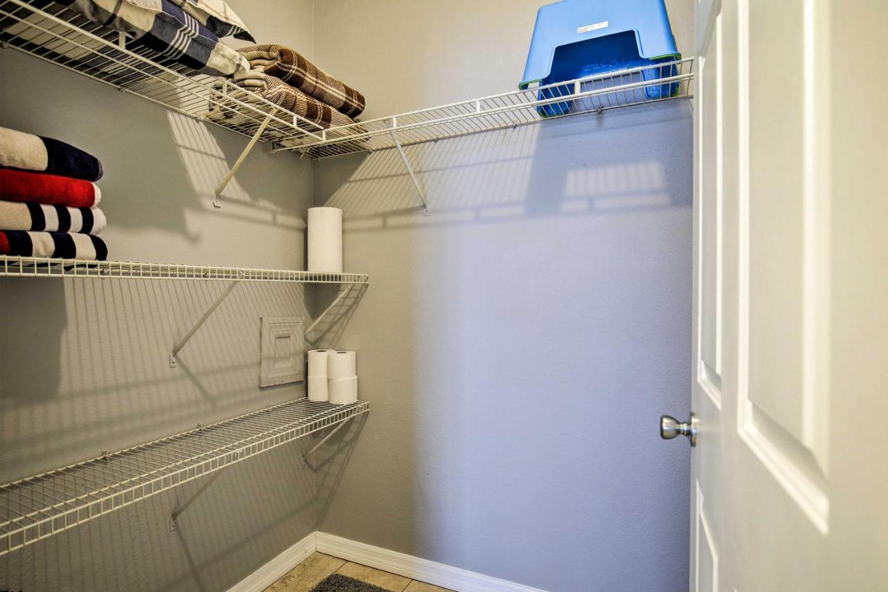 Modern Condo With Pool 4 Mi To Clearwater Beach! Екстер'єр фото
